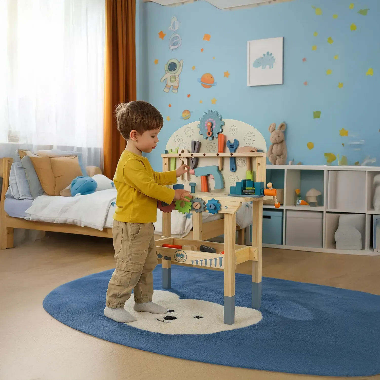 Dětská dřevěná dílna s nářadím, pracovní stůl se svěrákem a spodní policí, 78,5 × 29,7 × 59,5 cm