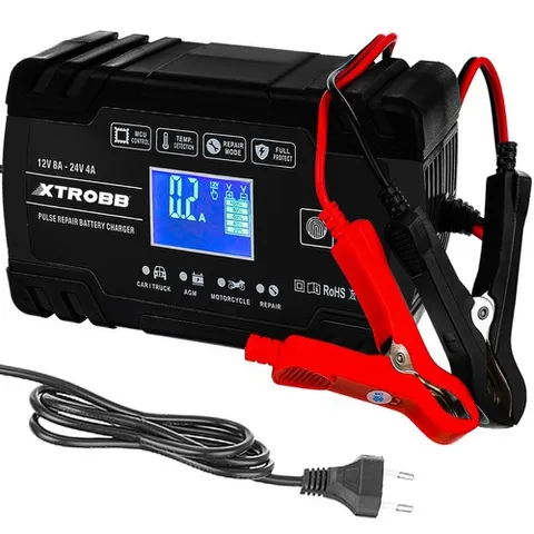 Automatická nabíječka na autobaterie 12/24V